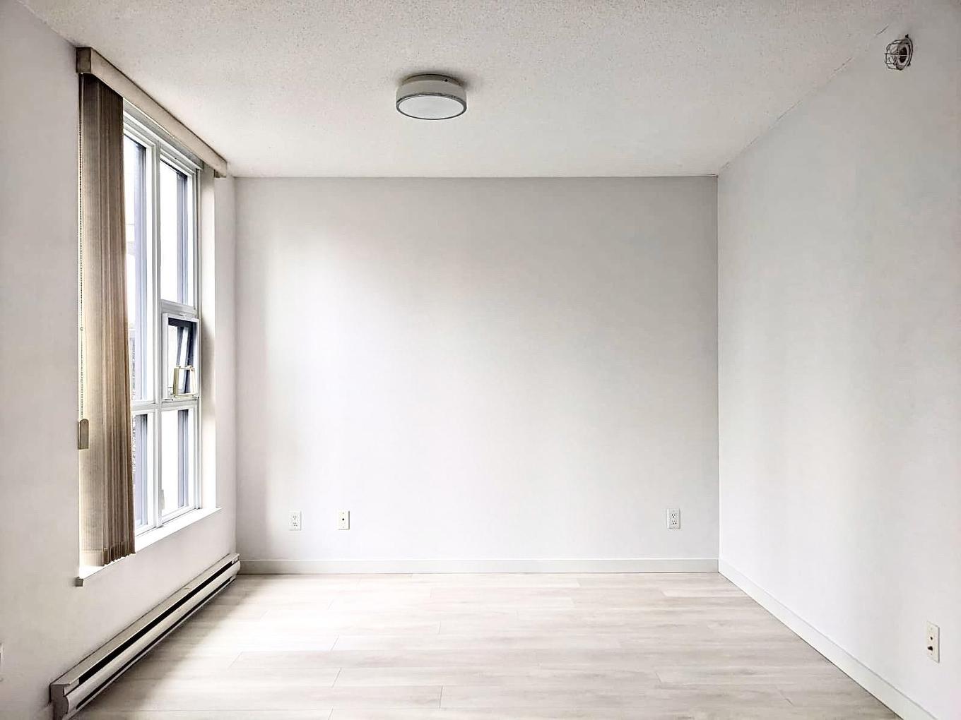 305-2232 Douglas Road, Burnaby, BC