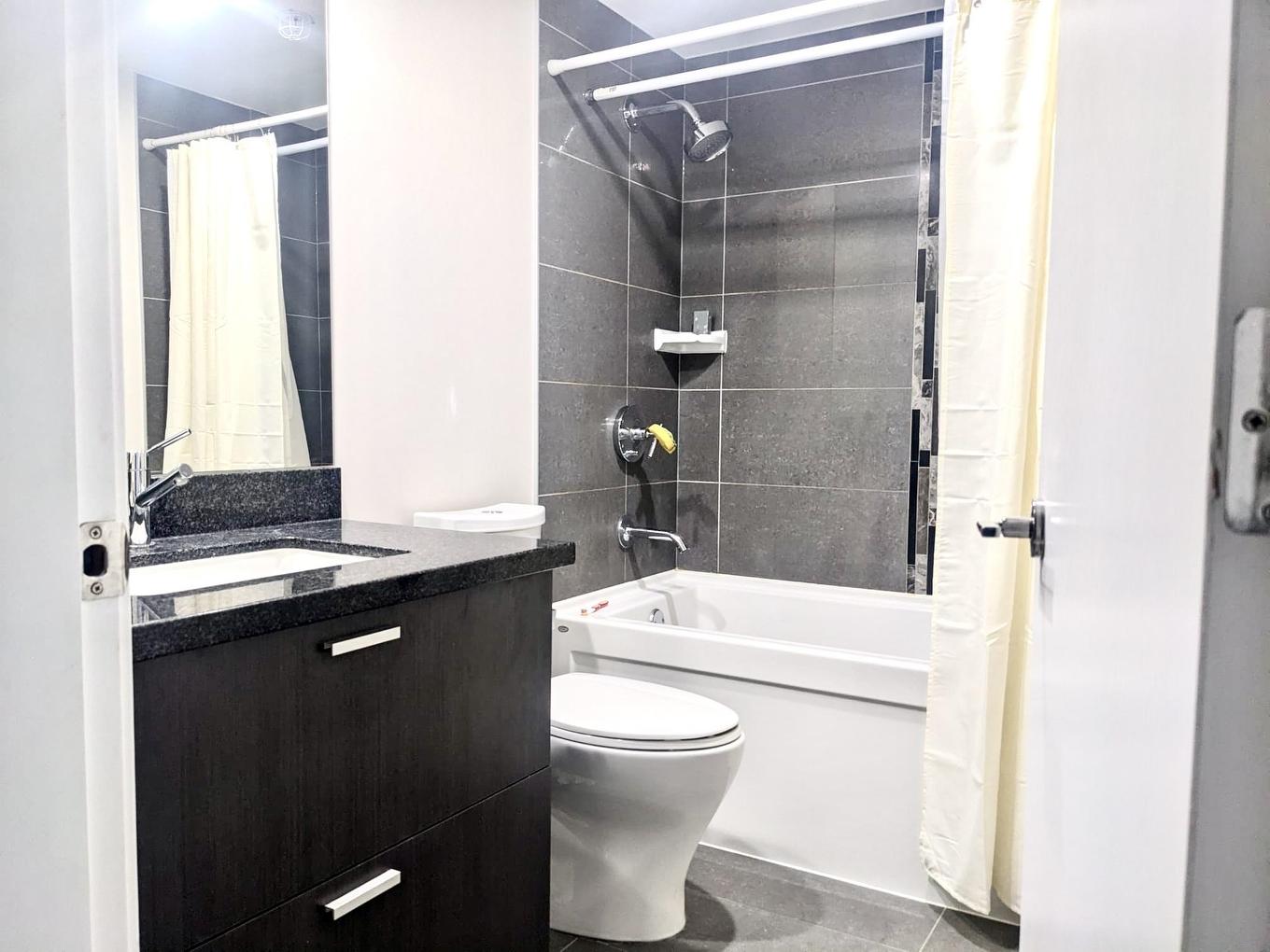 305-2232 Douglas Road, Burnaby, BC