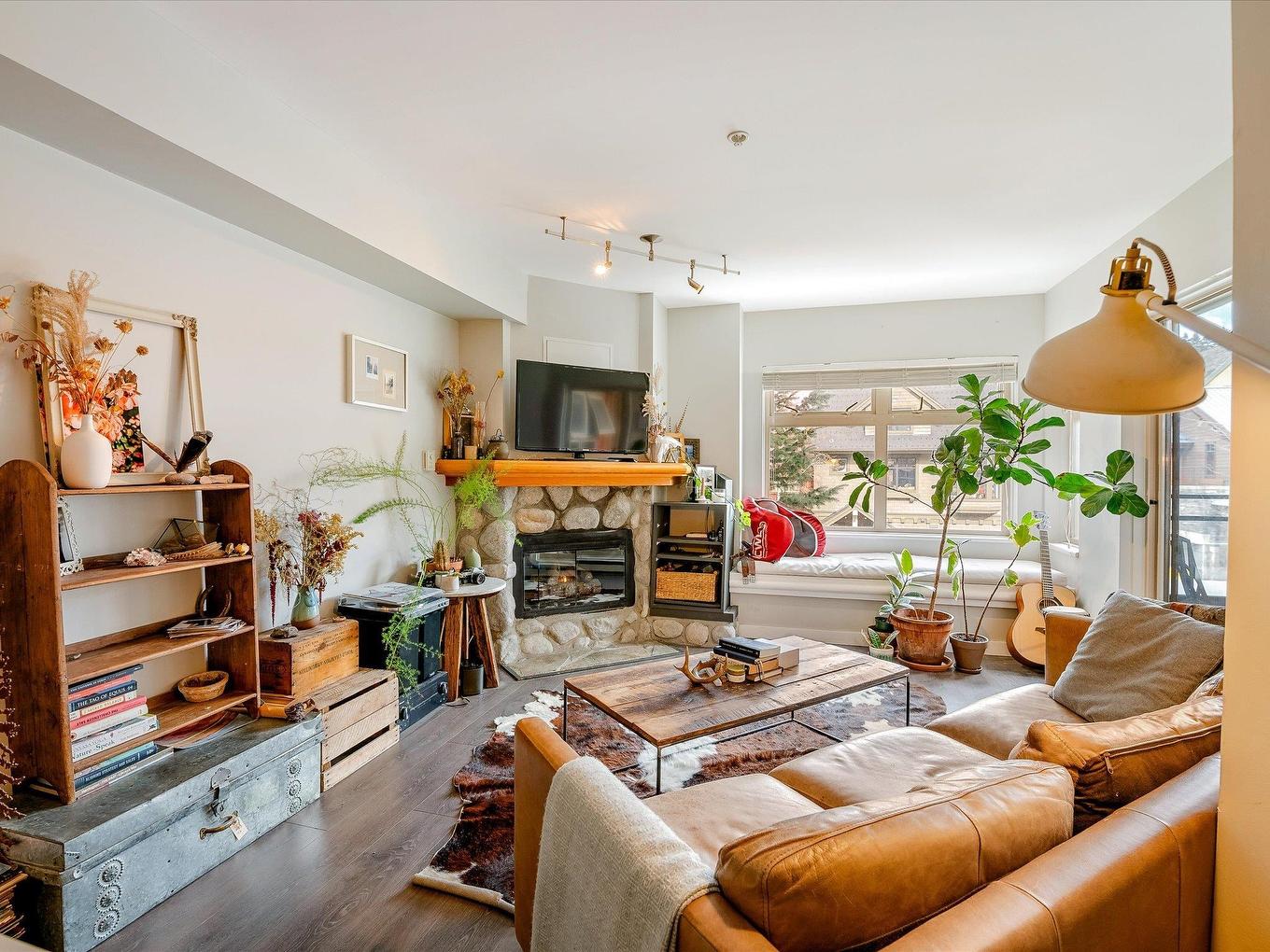 211-2050 Lake Placid Road, Whistler, BC