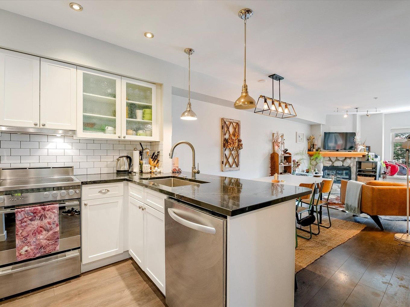 211-2050 Lake Placid Road, Whistler, BC