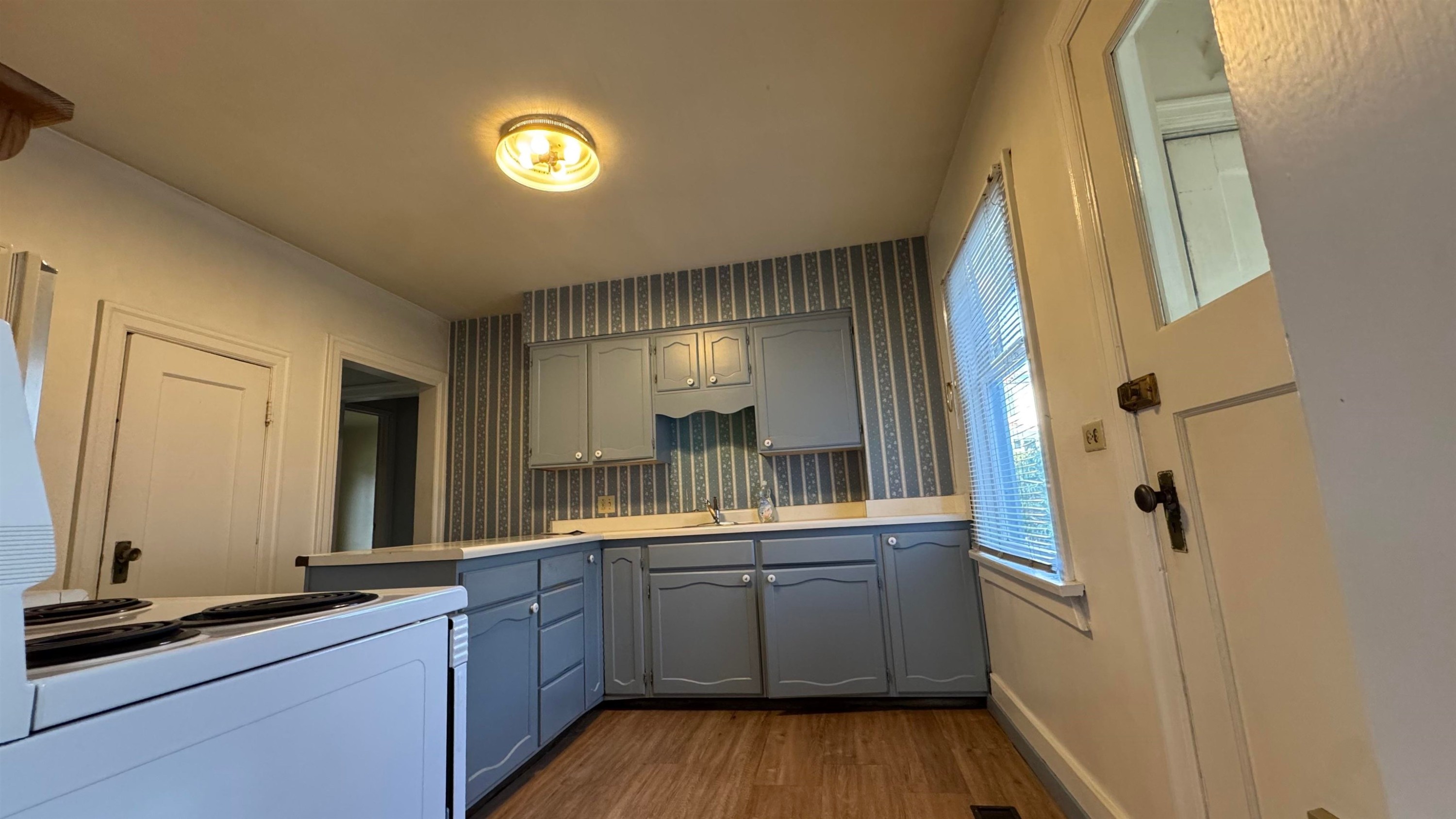 5480 Collingwood Street, Vancouver, BC