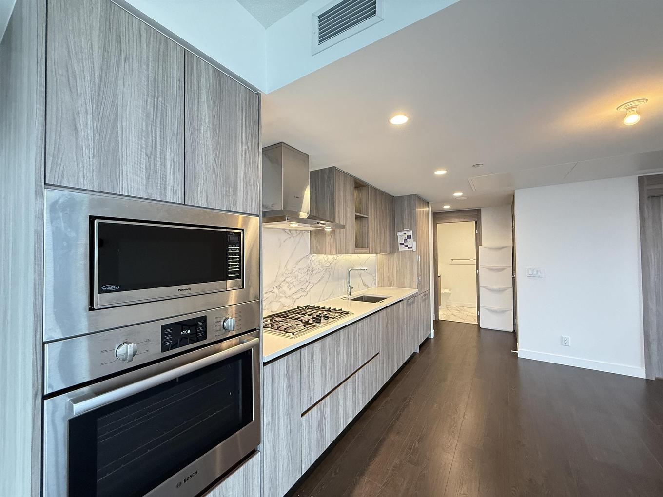 509-4880 Lougheed Hwy, Burnaby, BC