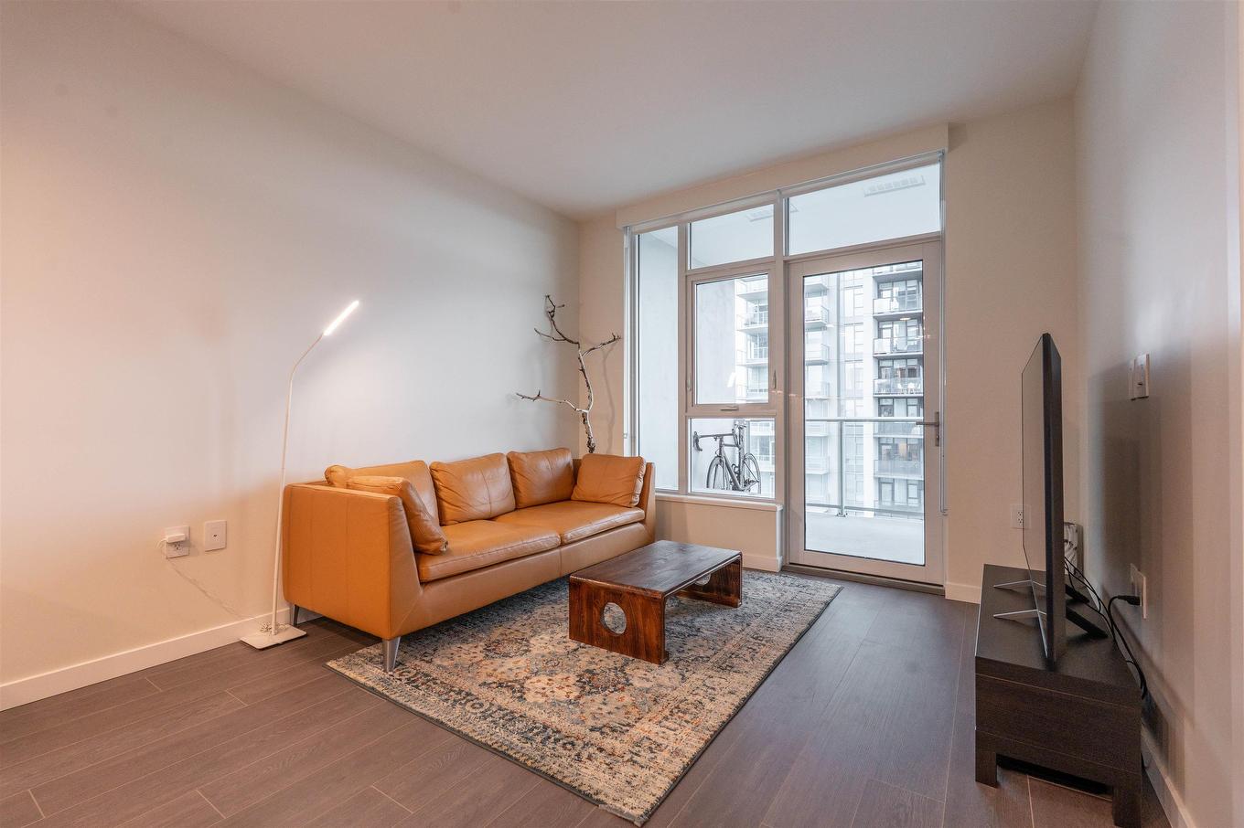 1603-4168 Lougheed Highway, Burnaby, BC