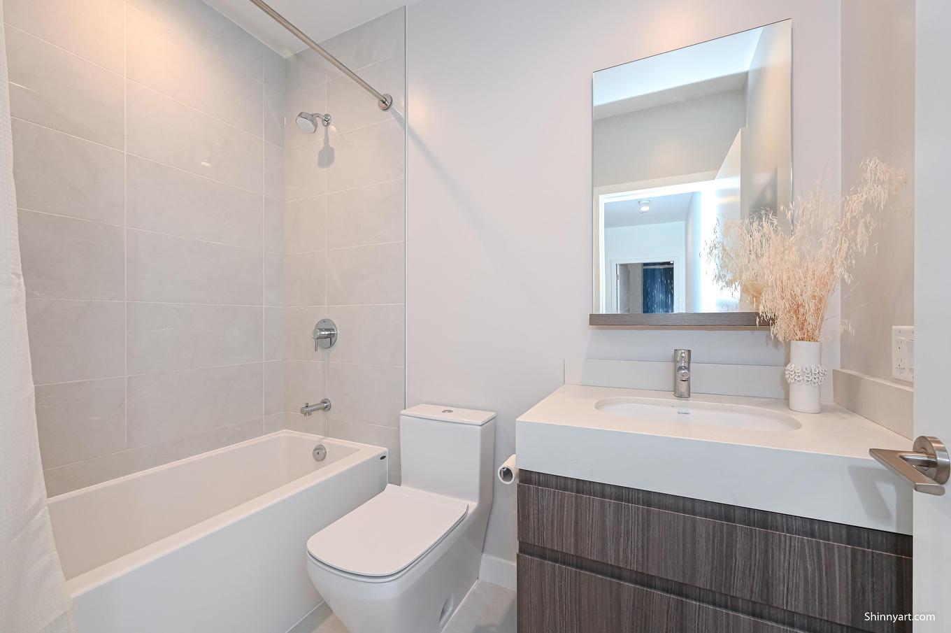 101-6463 Silver Avenue, Burnaby, BC