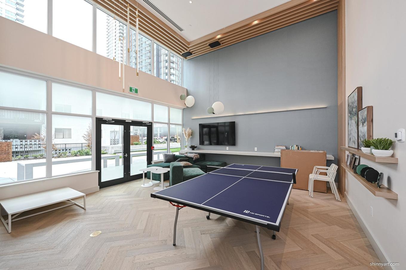 101-6463 Silver Avenue, Burnaby, BC