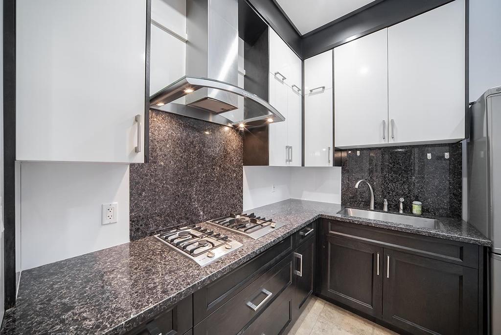 1420 53Rd Avenue W, Vancouver, BC