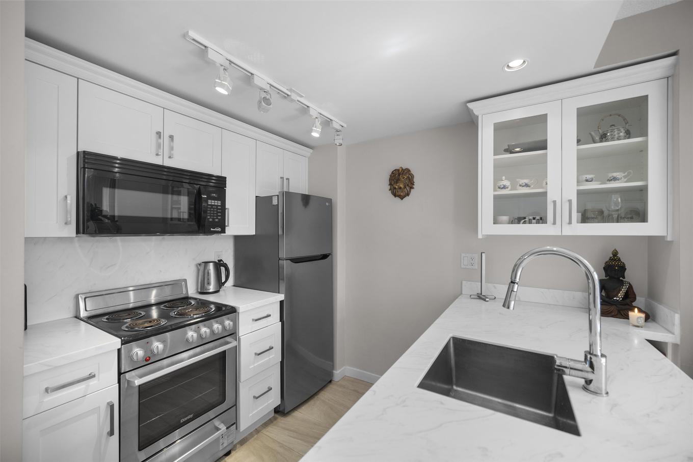 608-1331 Georgia Street W, Vancouver, BC