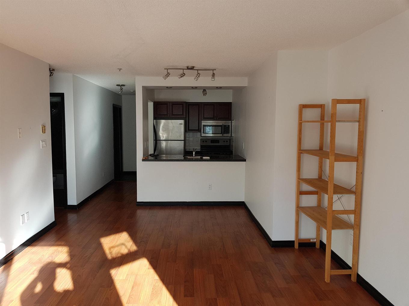 302-921 Thurlow Street, Vancouver, BC