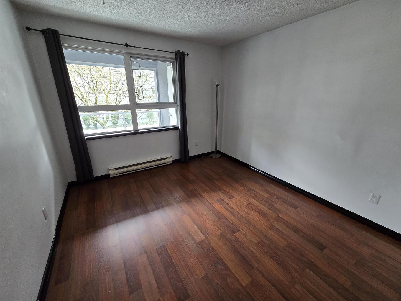 302-921 Thurlow Street, Vancouver, BC