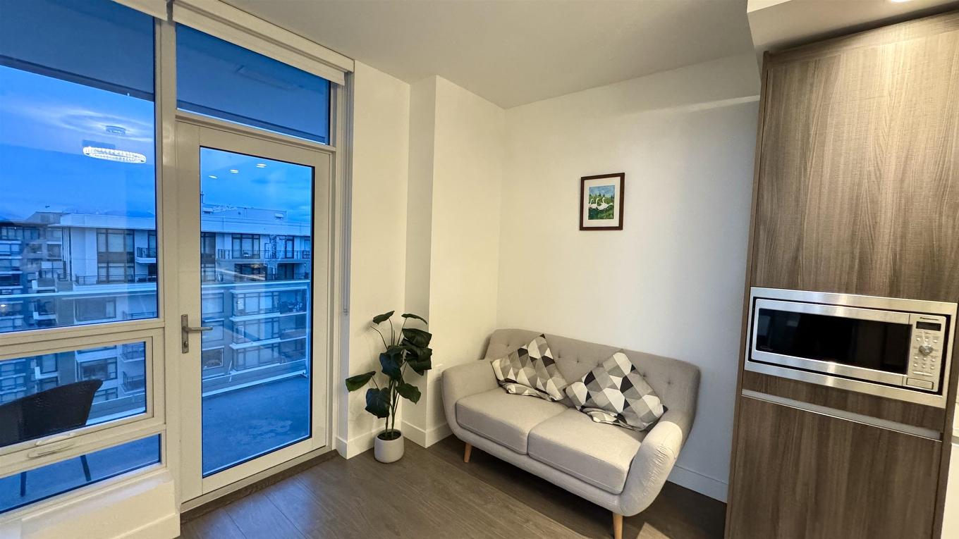 1504-6328 No. 3 Road, Richmond, BC