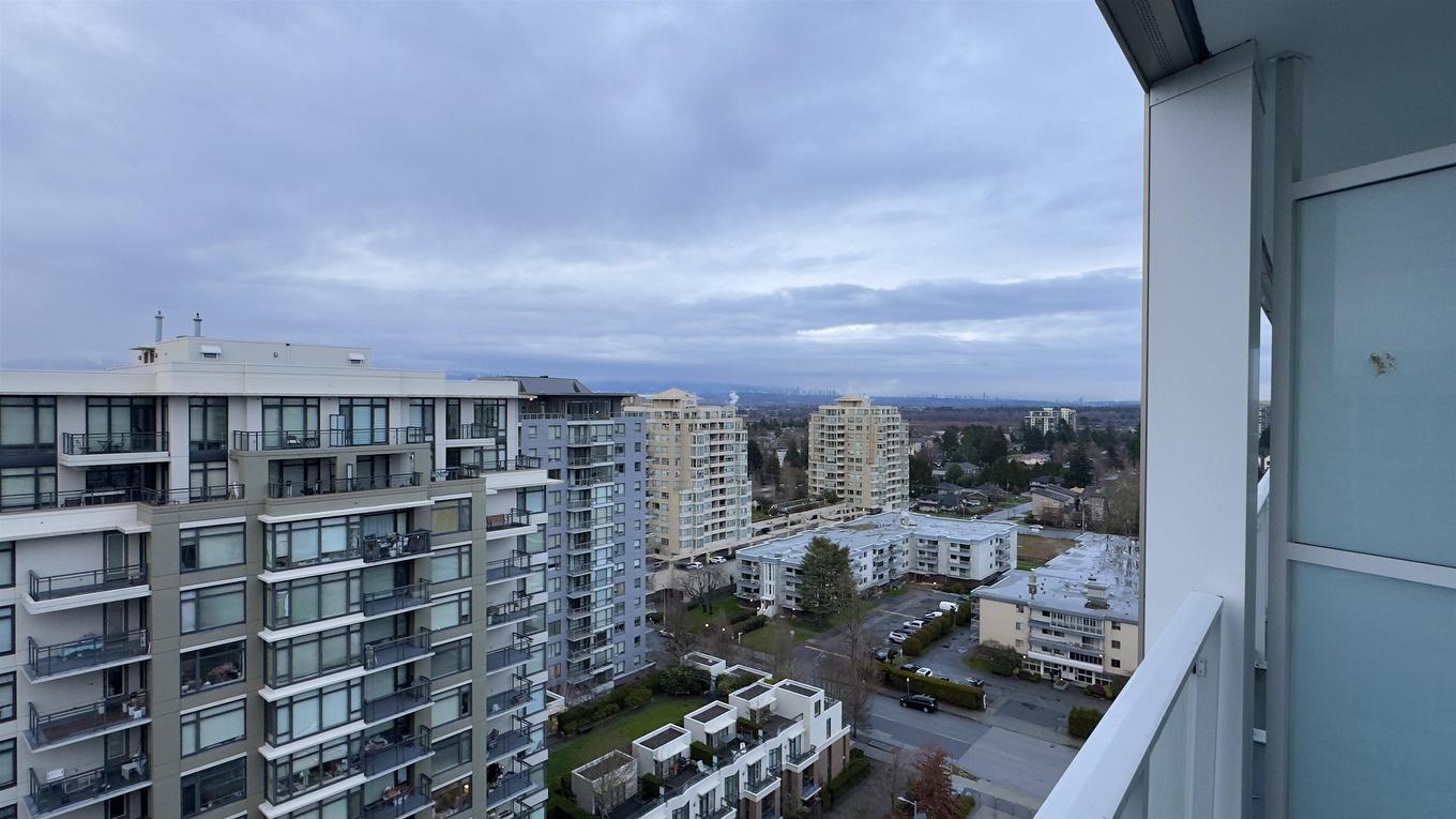 1504-6328 No. 3 Road, Richmond, BC