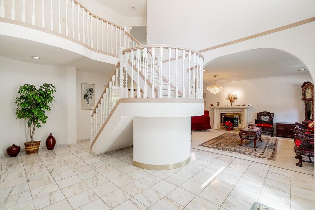 3513 40Th Avenue W, Vancouver, BC