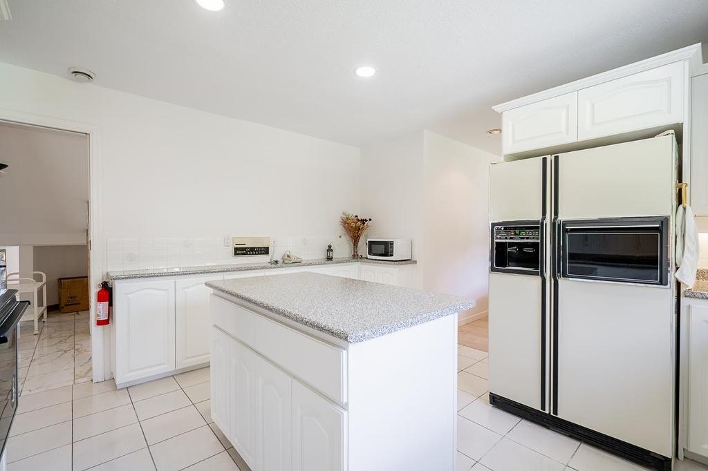 3513 40Th Avenue W, Vancouver, BC