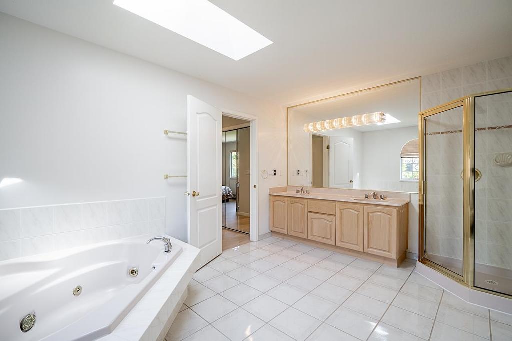 3513 40Th Avenue W, Vancouver, BC