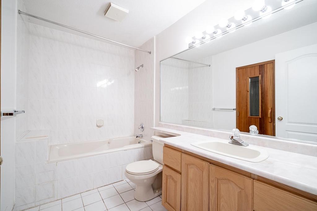 3513 40Th Avenue W, Vancouver, BC