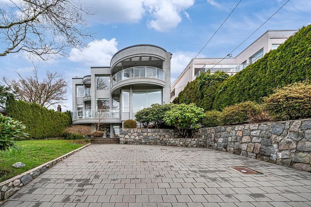 2135 Lawson Avenue, West Vancouver, BC