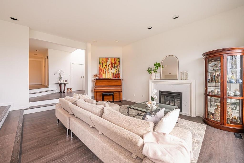 2135 Lawson Avenue, West Vancouver, BC