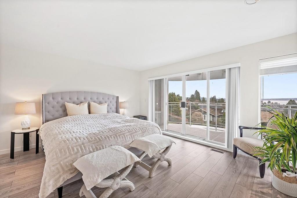 2135 Lawson Avenue, West Vancouver, BC