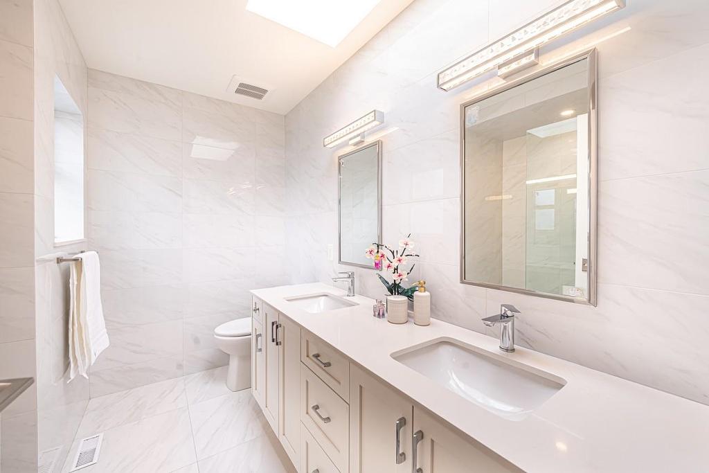 2135 Lawson Avenue, West Vancouver, BC