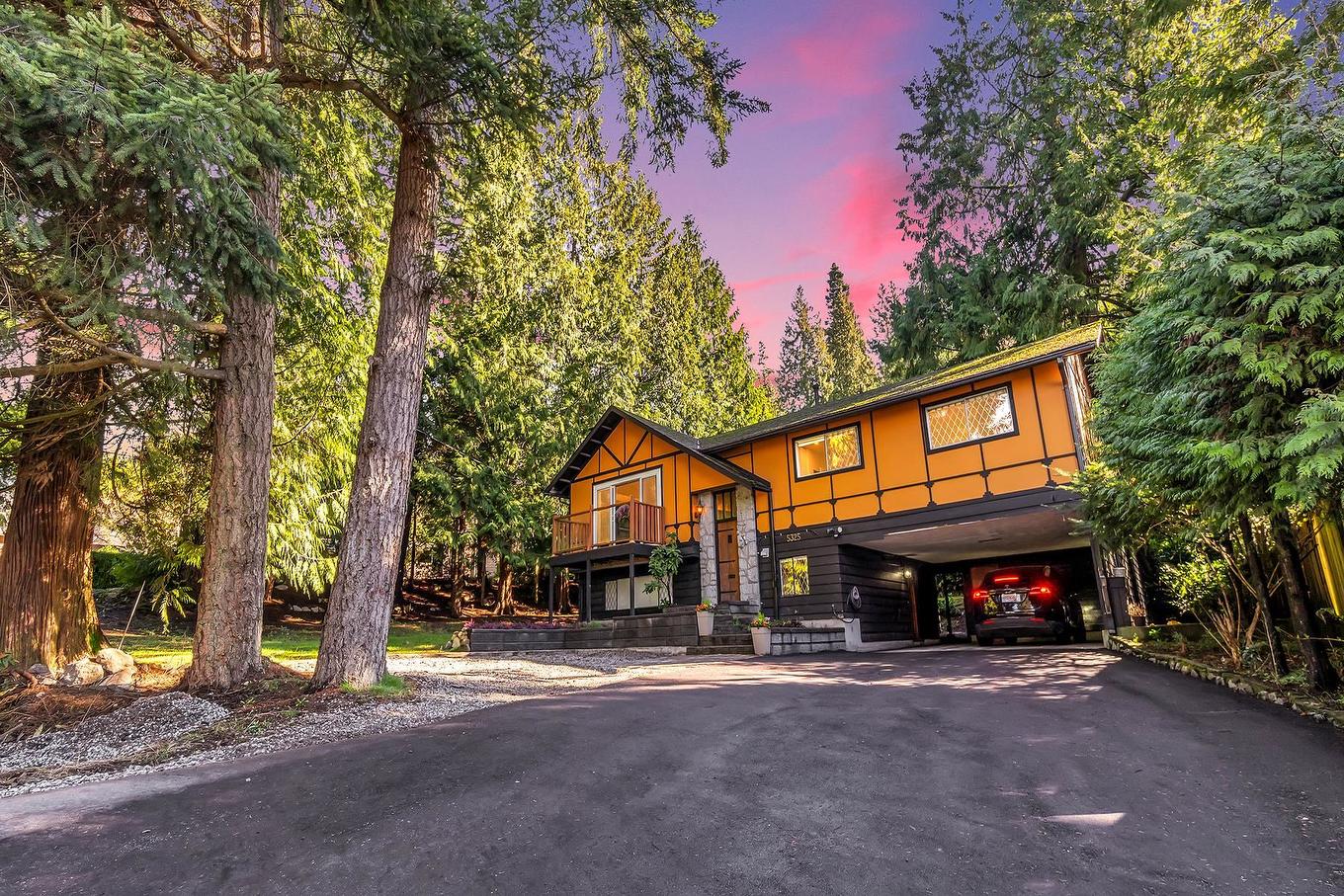 5325 Marine Drive, West Vancouver, BC