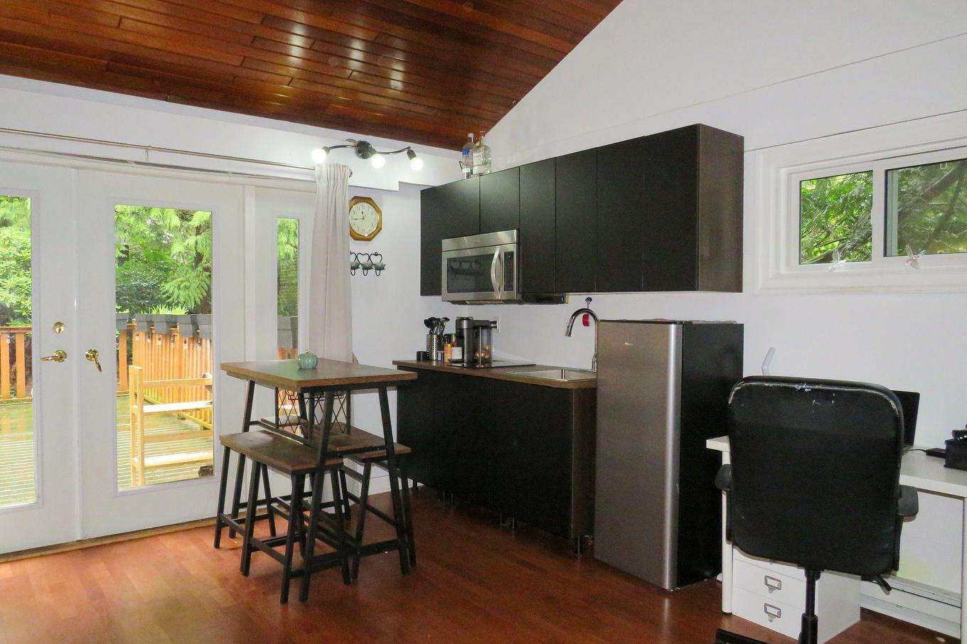 5325 Marine Drive, West Vancouver, BC