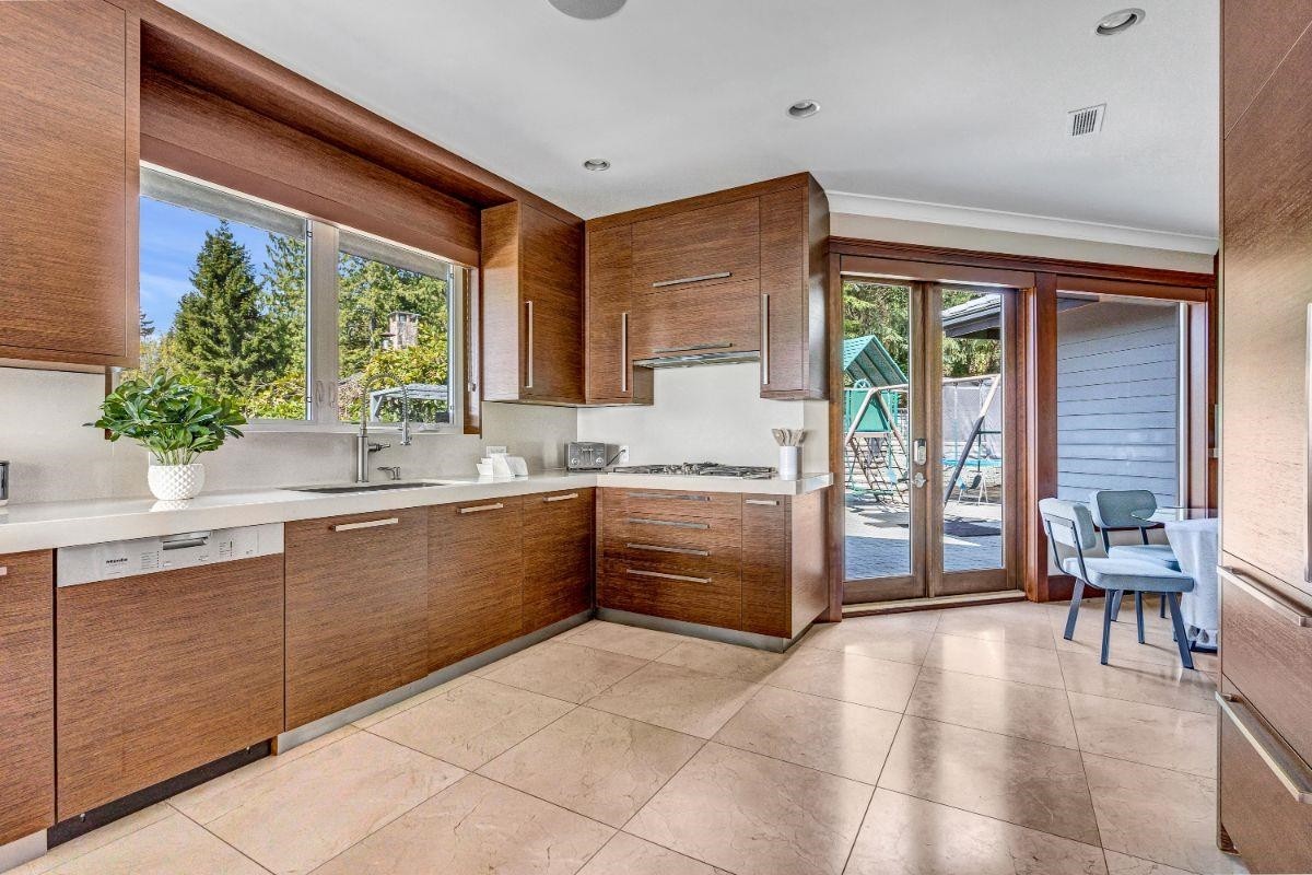 1365 Cammeray Road, West Vancouver, BC