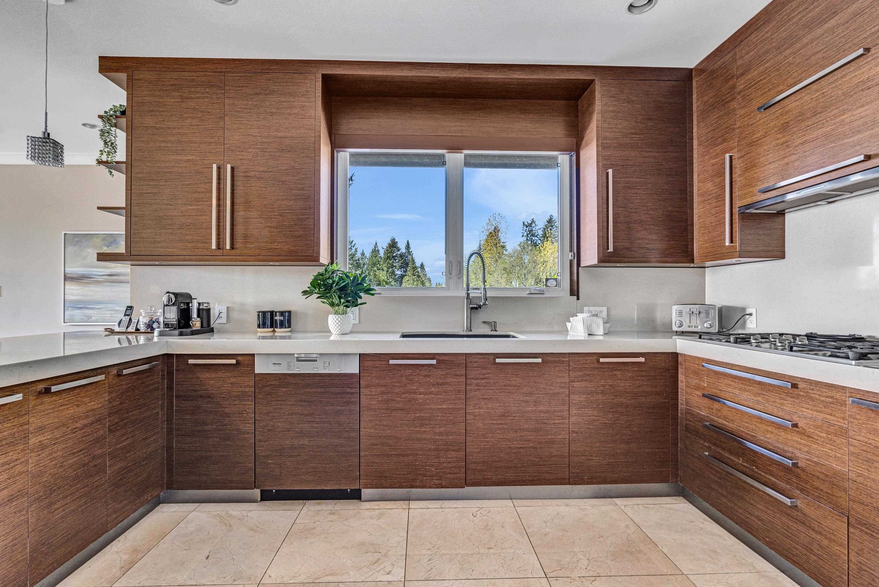 1365 Cammeray Road, West Vancouver, BC