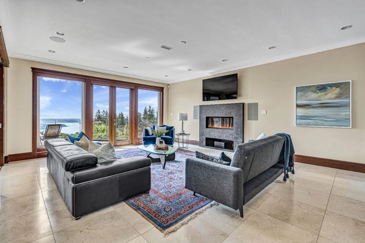 1365 Cammeray Road, West Vancouver, BC