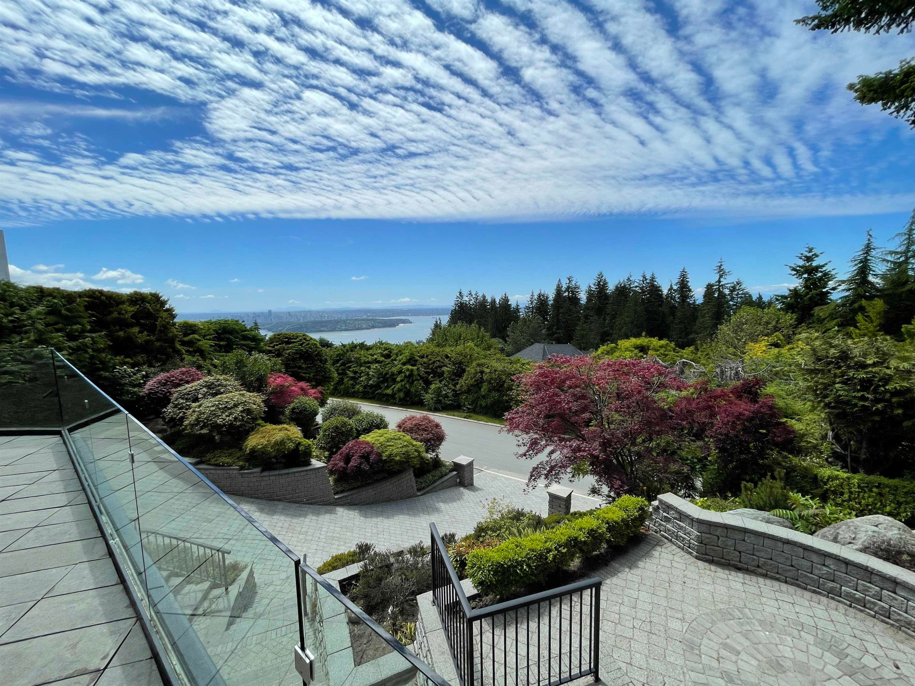 1365 Cammeray Road, West Vancouver, BC