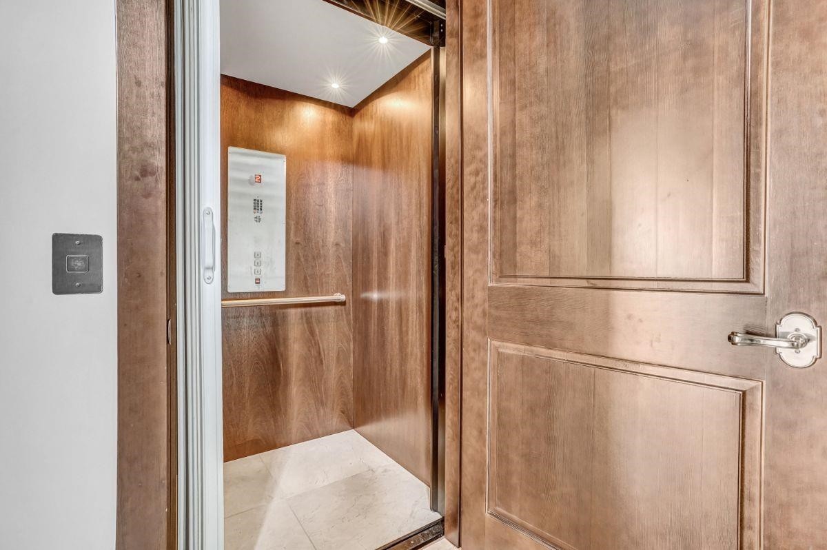 1365 Cammeray Road, West Vancouver, BC