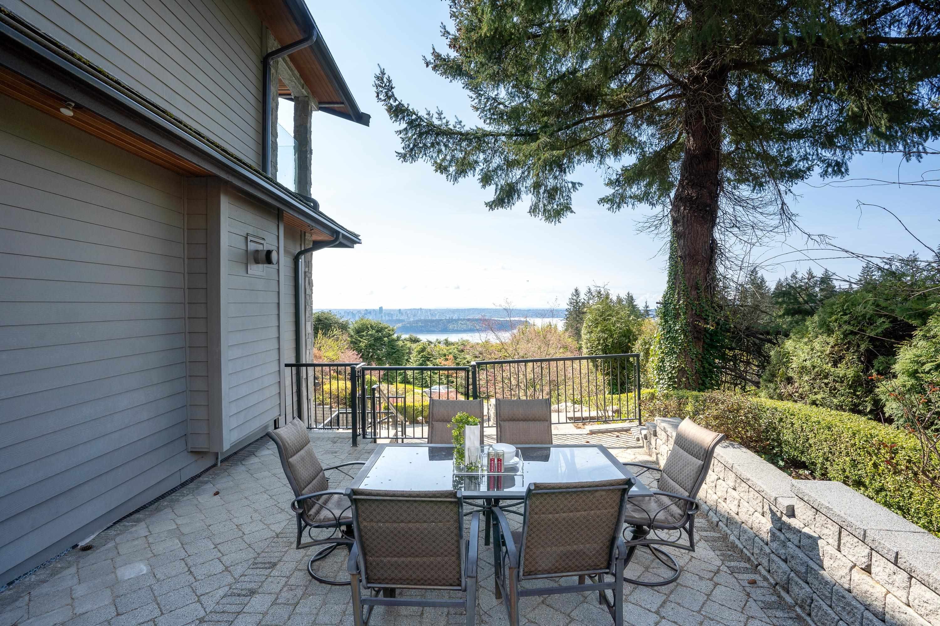 1365 Cammeray Road, West Vancouver, BC