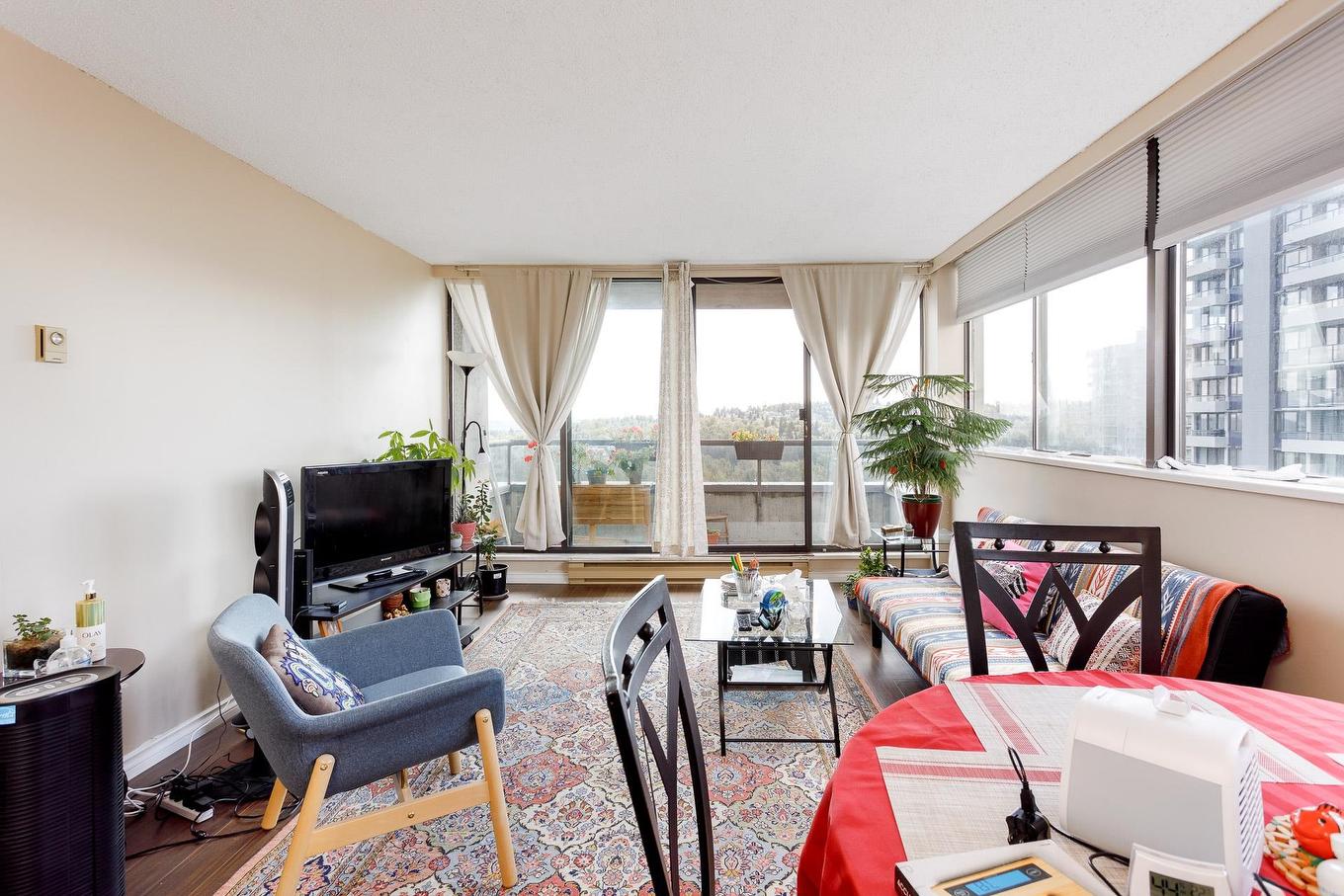 1504-3970 Carrigan Court, Burnaby, BC