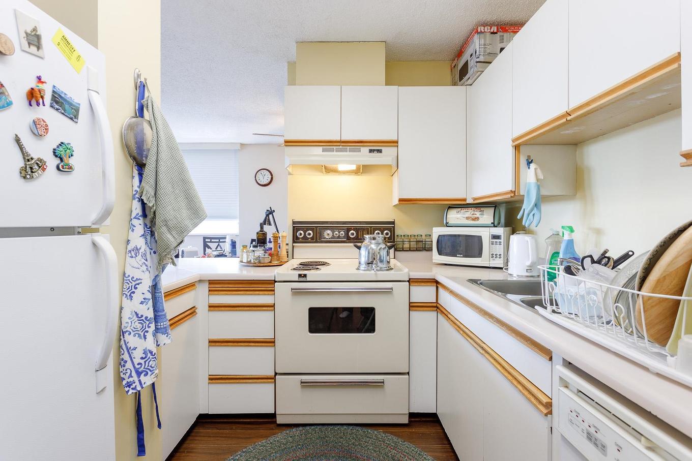 1504-3970 Carrigan Court, Burnaby, BC