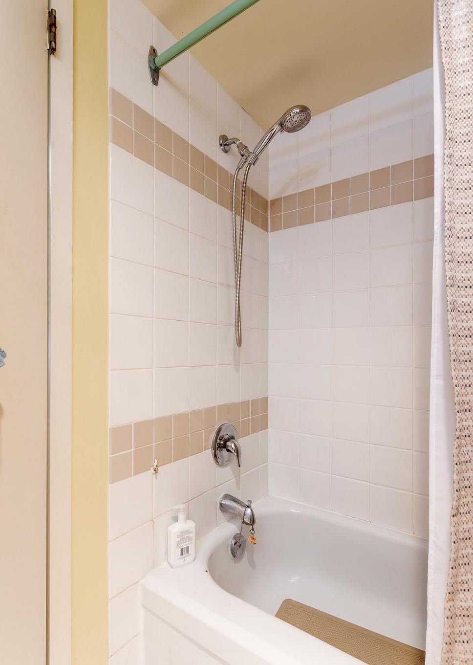 1504-3970 Carrigan Court, Burnaby, BC