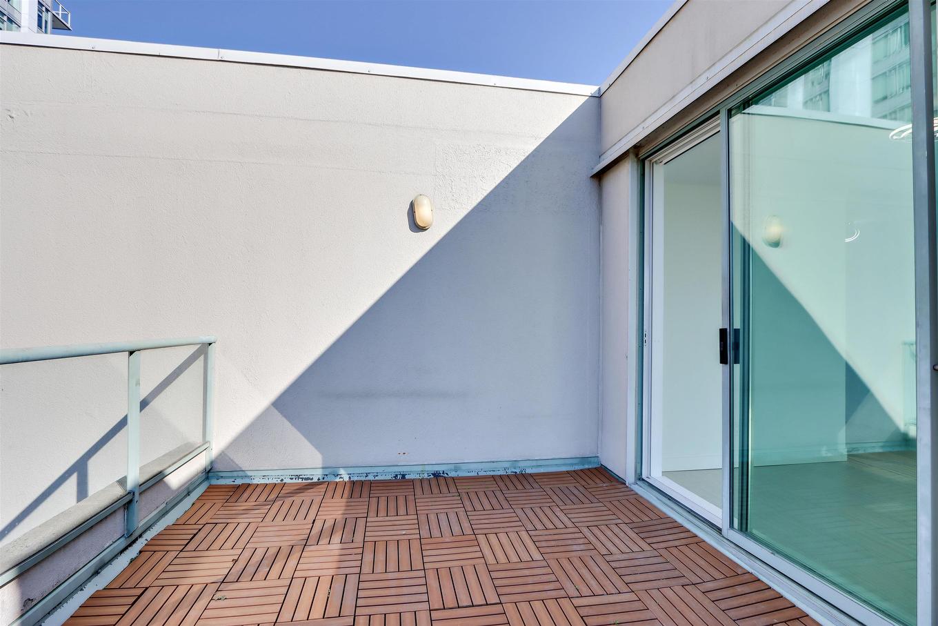 1203-140 14Th Street E, North Vancouver, BC