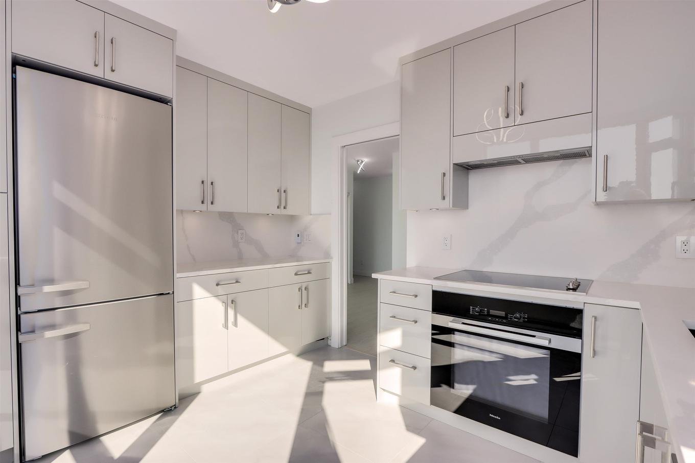 1203-140 14Th Street E, North Vancouver, BC