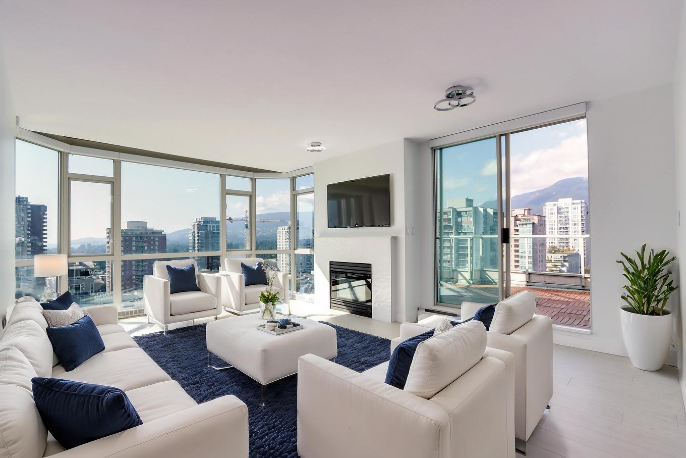 1203-140 14Th Street E, North Vancouver, BC