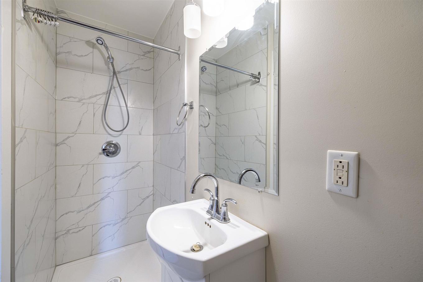 7535 Burgess Street, Burnaby, BC