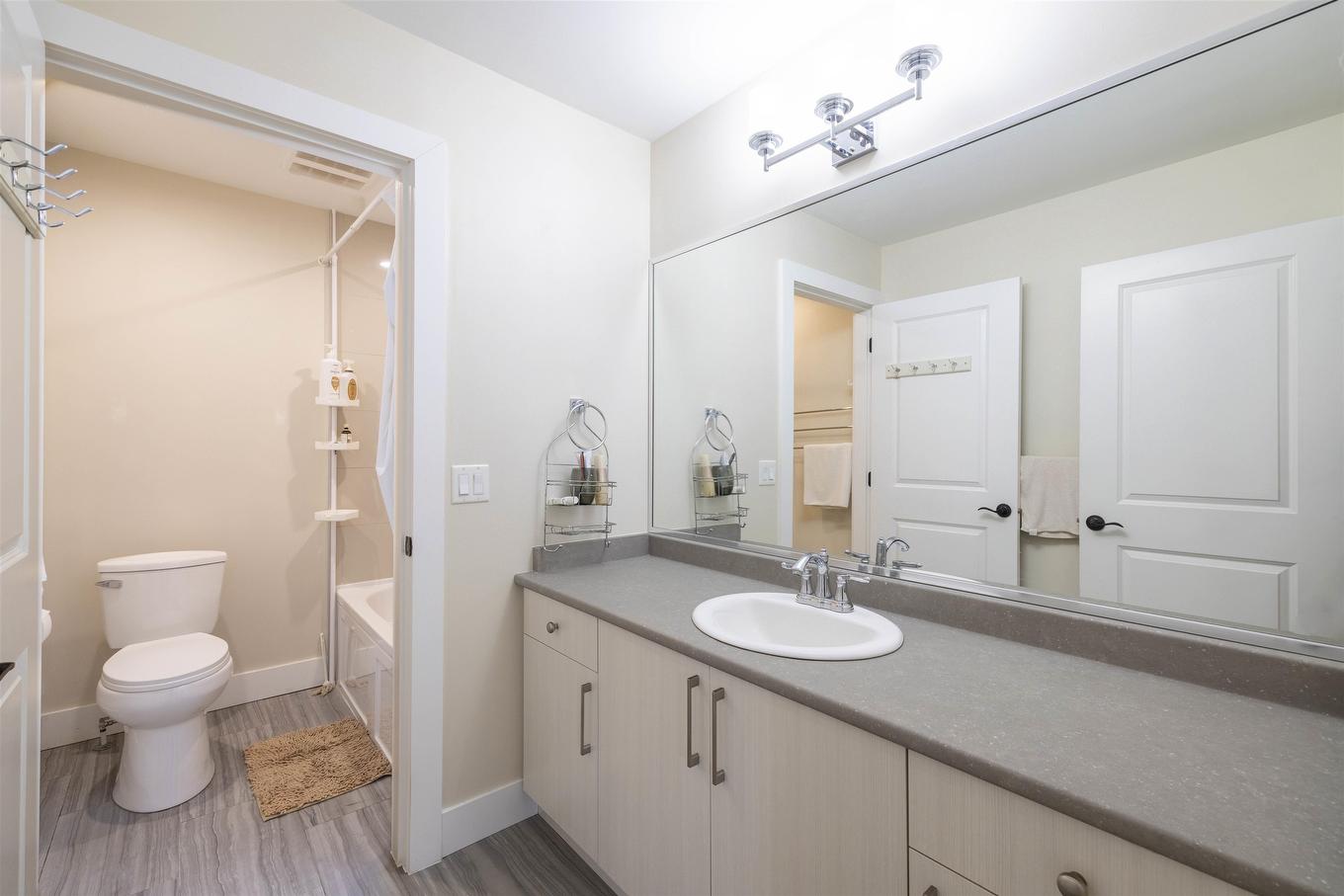 7535 Burgess Street, Burnaby, BC