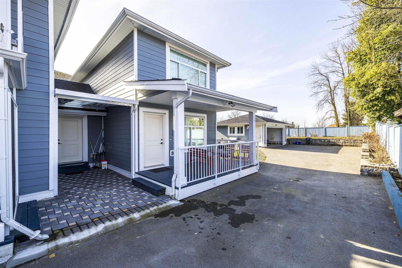 7535 Burgess Street, Burnaby, BC