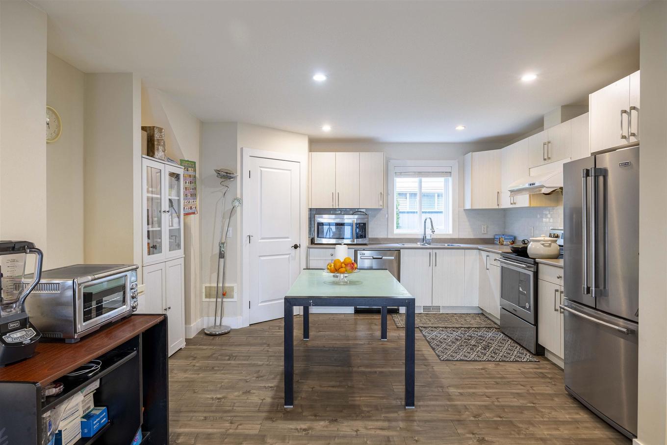 7535 Burgess Street, Burnaby, BC