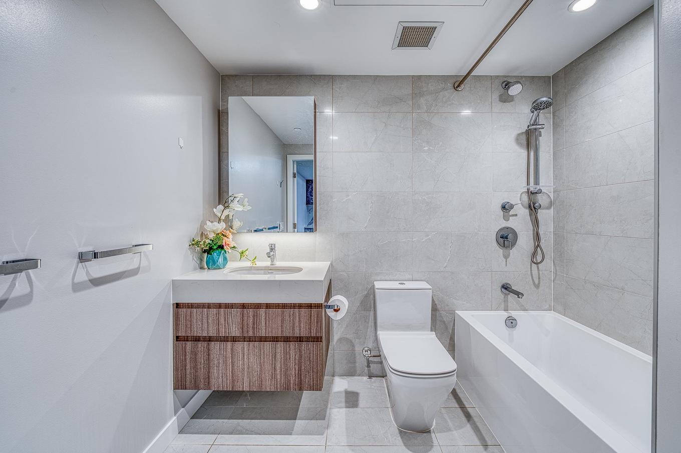 2508-6463 Silver Avenue, Burnaby, BC