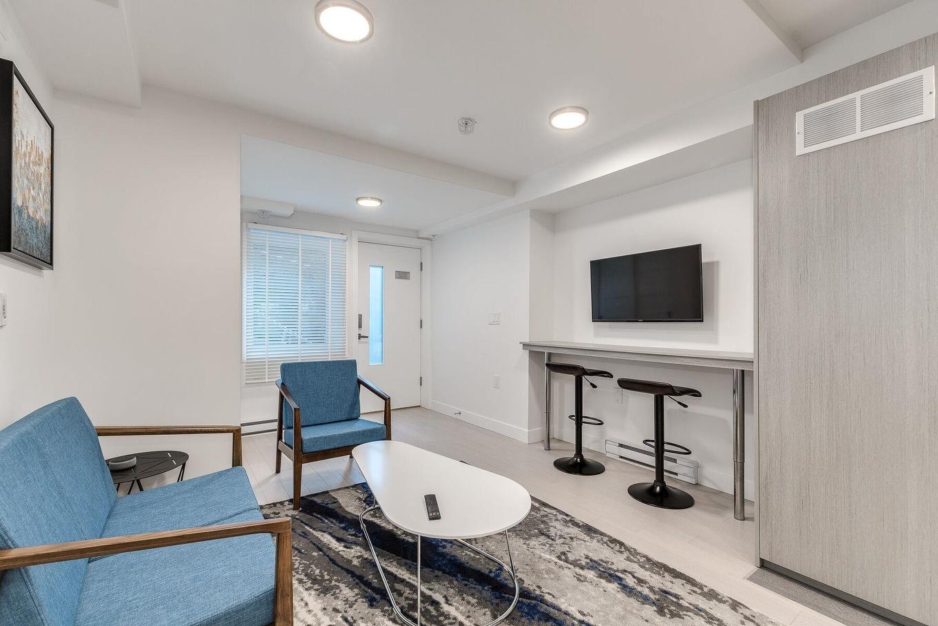 1433 Haro Street, Vancouver, BC