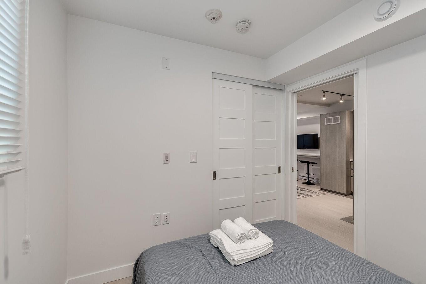 1433 Haro Street, Vancouver, BC