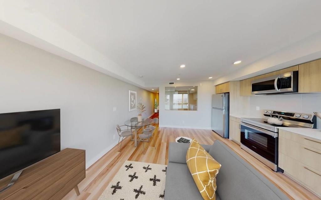 311-408 East Columbia, New Westminster, BC