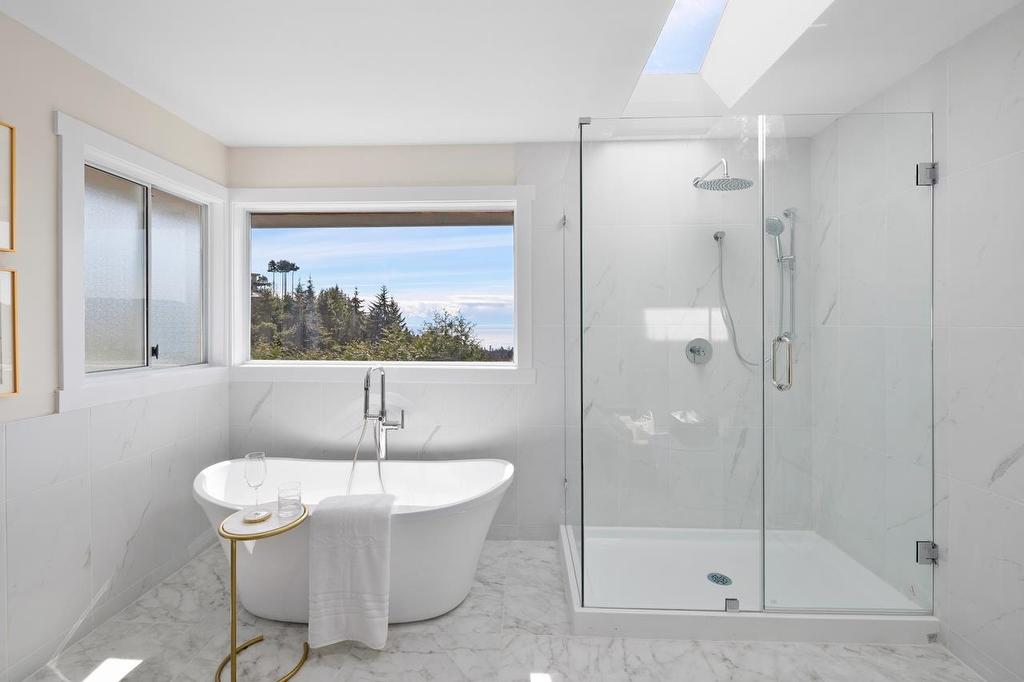 4791 Westwood Place, West Vancouver, BC