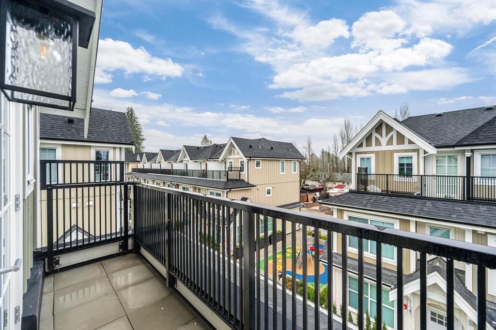 108-707 Robinson Street, Coquitlam, BC