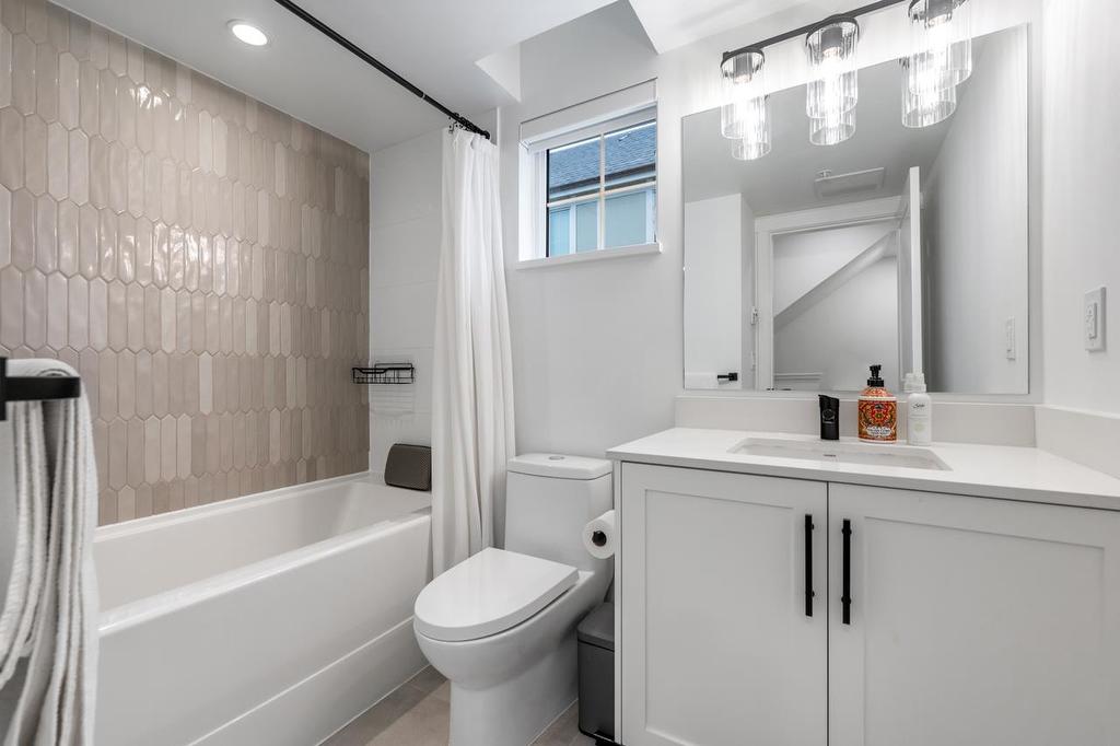 108-707 Robinson Street, Coquitlam, BC