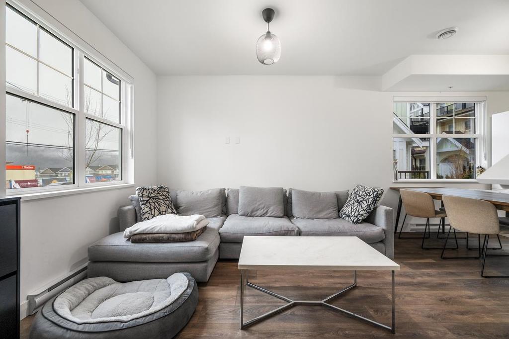 108-707 Robinson Street, Coquitlam, BC