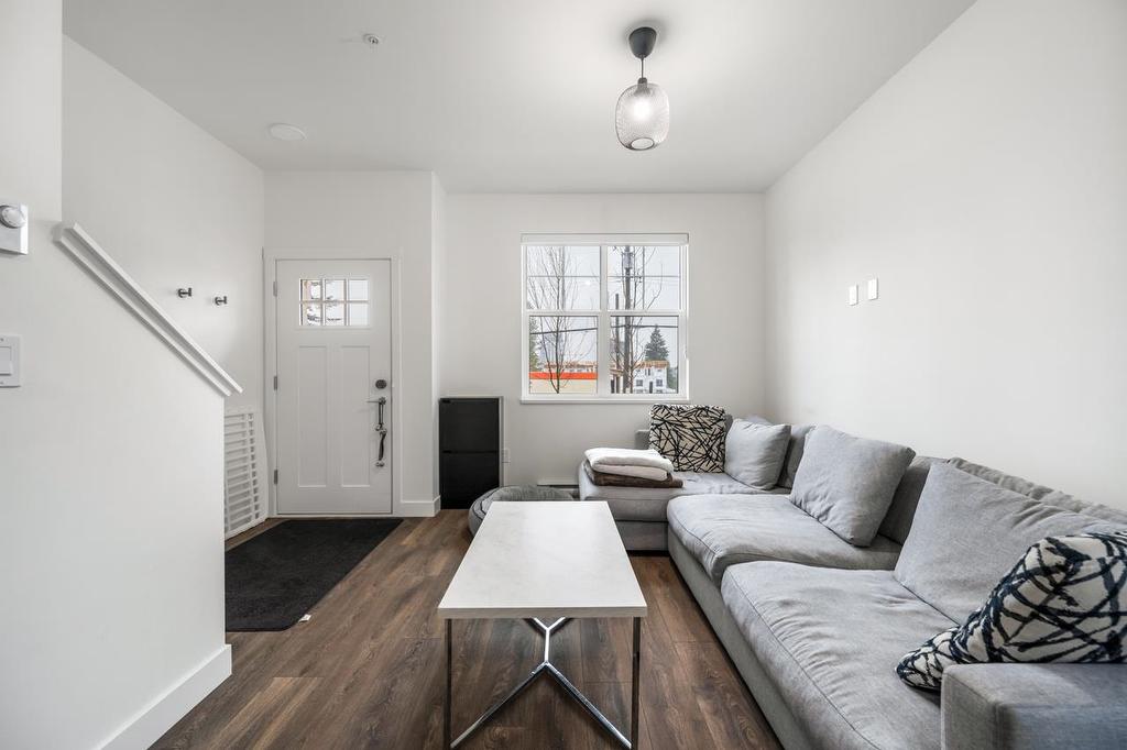 108-707 Robinson Street, Coquitlam, BC